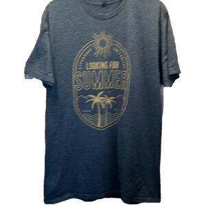 Looking for Summer Tee Shirt, PTP 21, L29”, Size Med or Large, see measurements